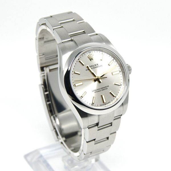 Rolex Oyster Perpetual 124200